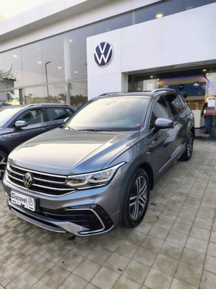 VOLKSWAGEN TIGUAN 2.0 300 TSI GASOLINA ALLSPACE R-LINE AUTOMÁTICO